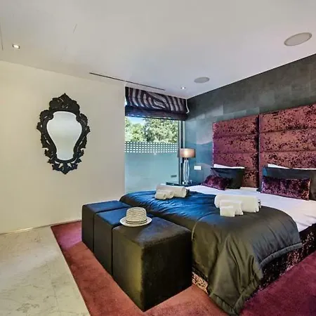 Quinta Do Lago Sleeps 8 Pool Air Con T480172 Villa